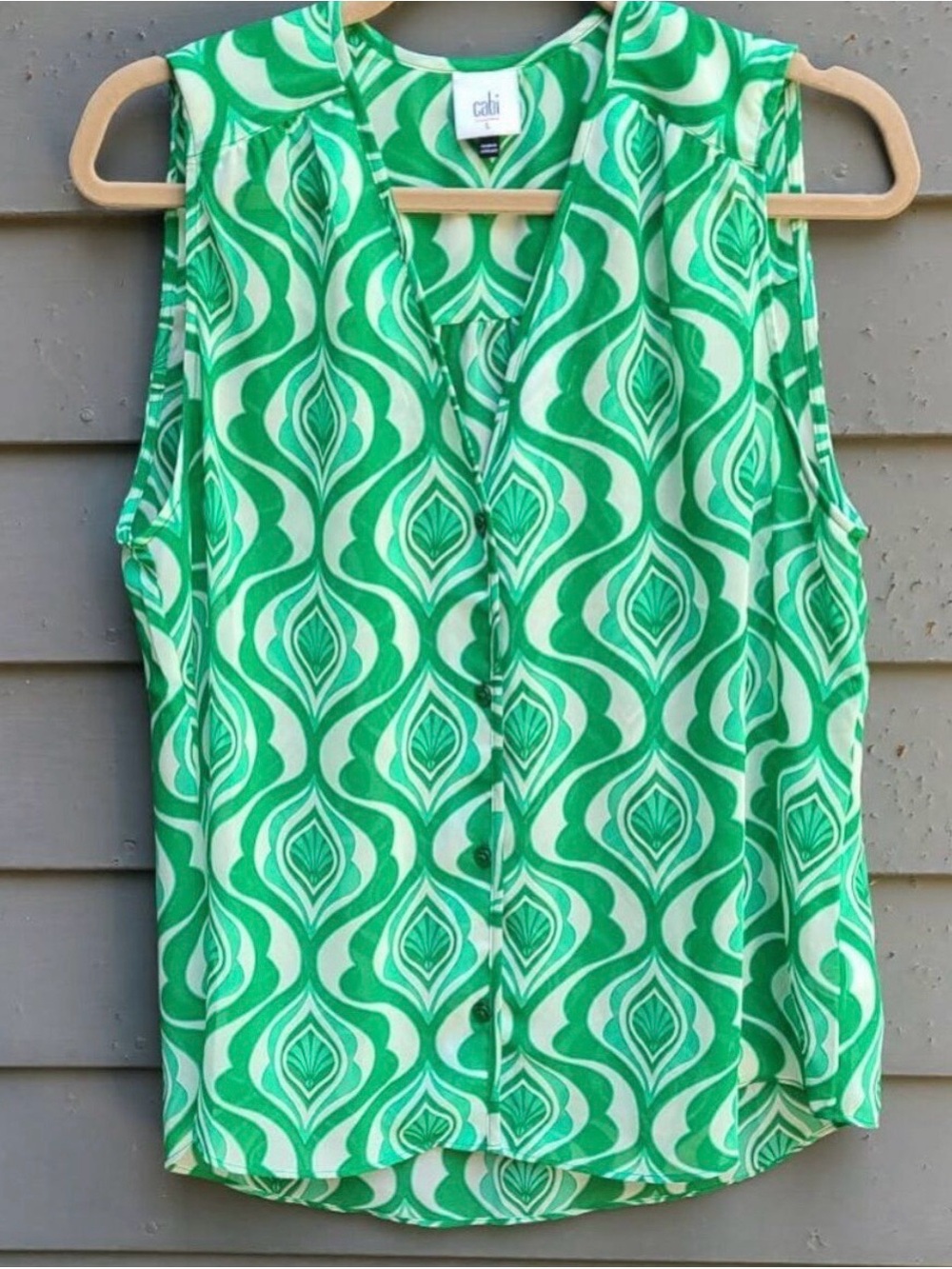 CABI green sleeveless top sz L
